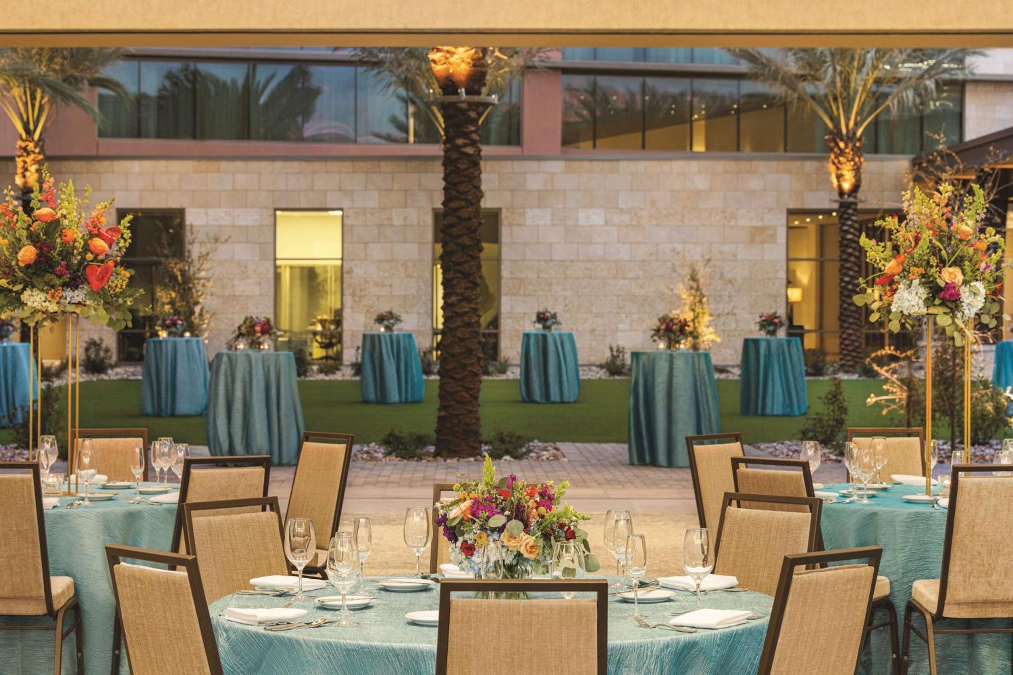 Hilton North Scottsdale At Cavasson Hotel Exterior photo