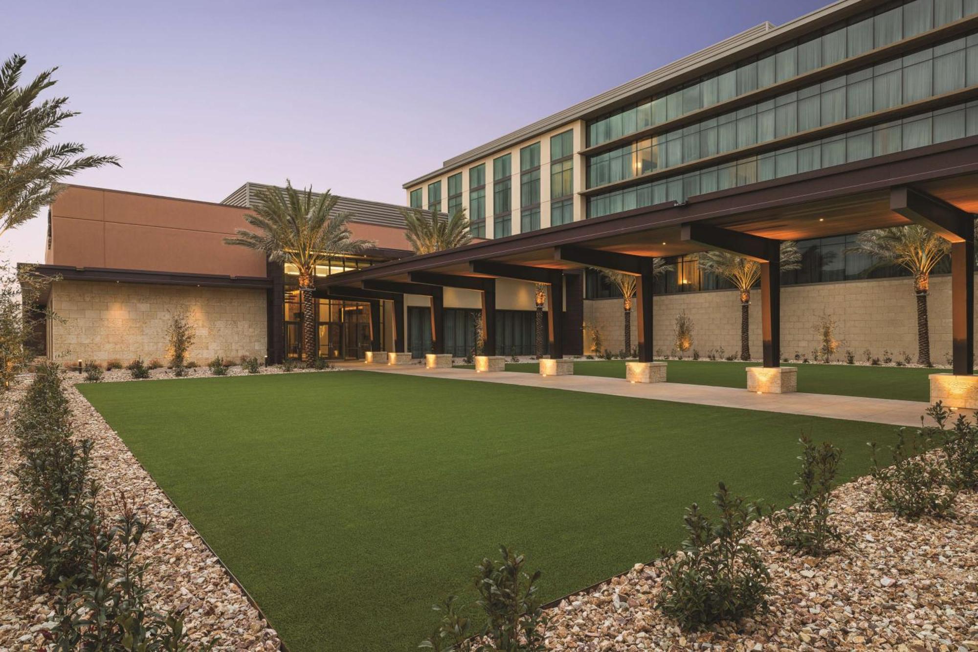 Hilton North Scottsdale At Cavasson Hotel Exterior photo