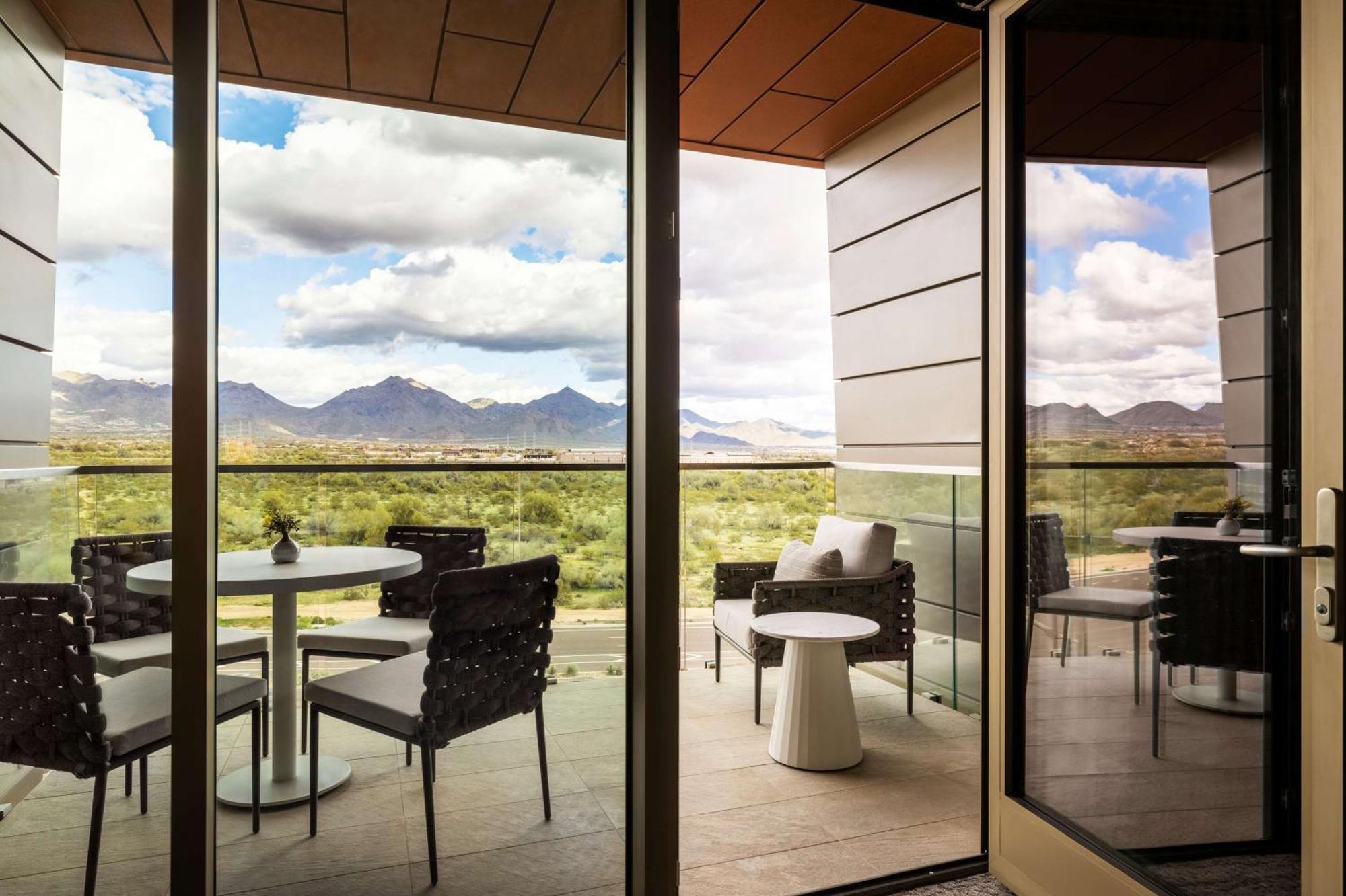 Hilton North Scottsdale At Cavasson Hotel Exterior photo